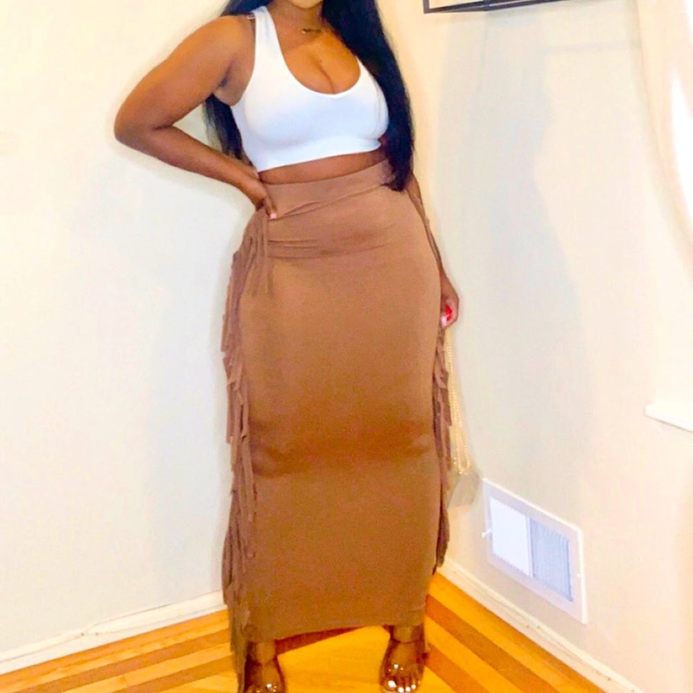 Feelin’ You Fringe Skirt
